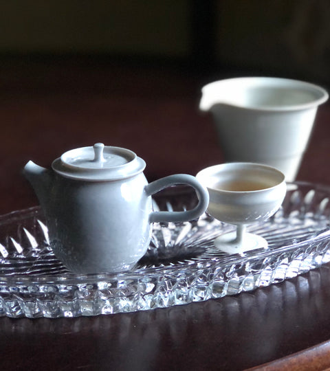 Artist Spotlight: Yu Jui Yang – Merging Tradition and Modernity in Ceramic Teaware