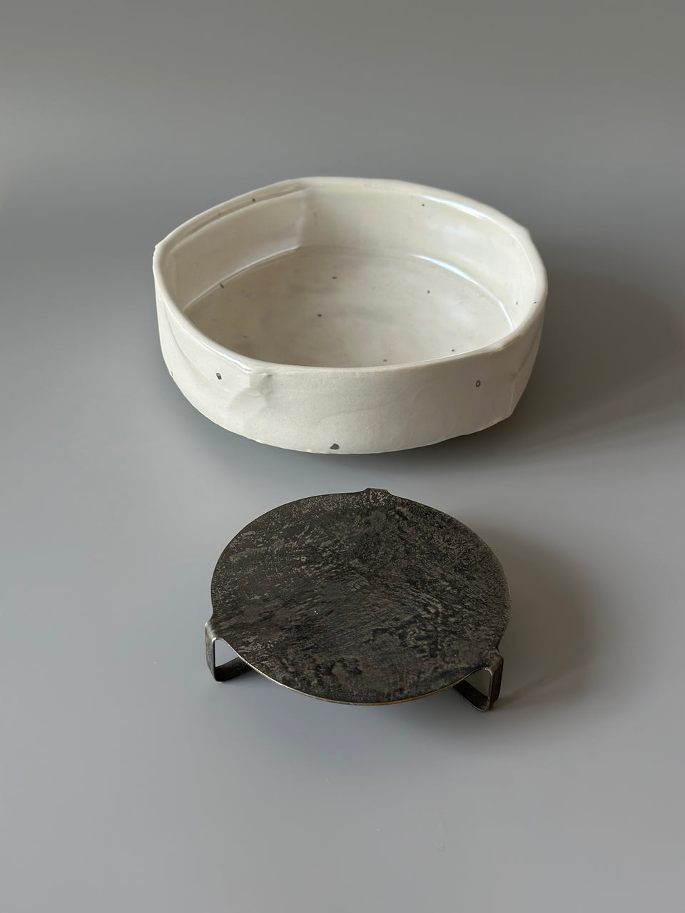 Silver Pearl Dots Hucheng pot support