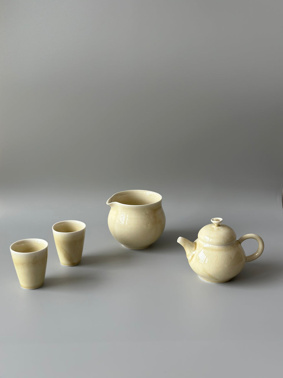 Earthy Yellow Tea Pitcher