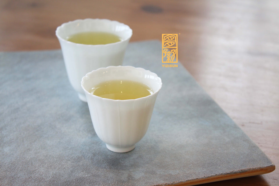 YIZISUN Taiwan High Mountain Green Oolong / Qilai Mountain