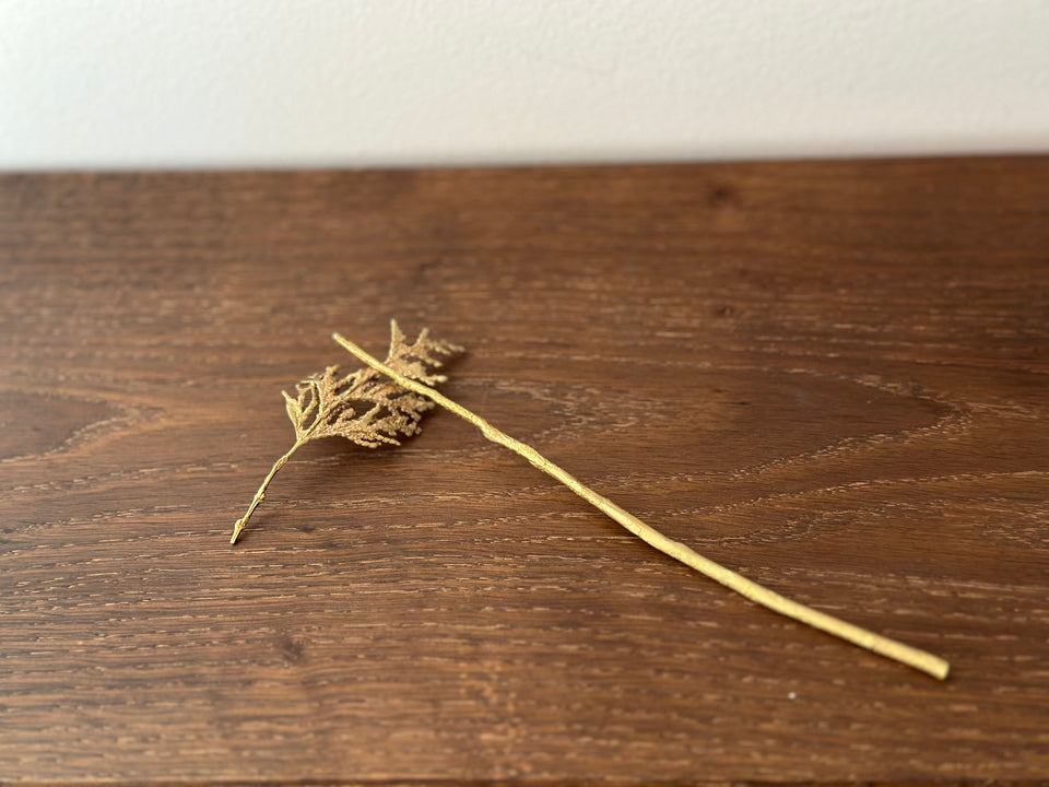 Artisan Brass Tea Needle Rest - Feather Leaf
