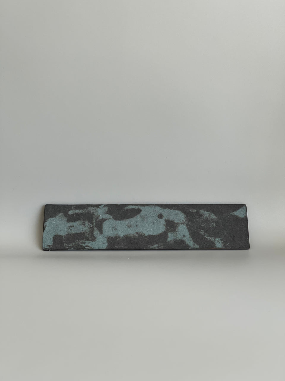 "Silent" Display Decor Thin Tray / Ocean Blue Plate