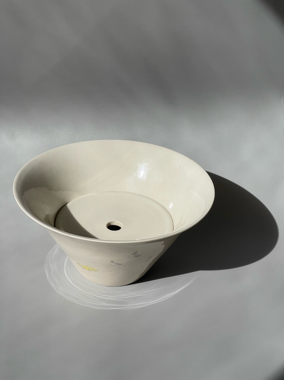 In Between Pot Support/ Vase/ Hucheng/ Bowl