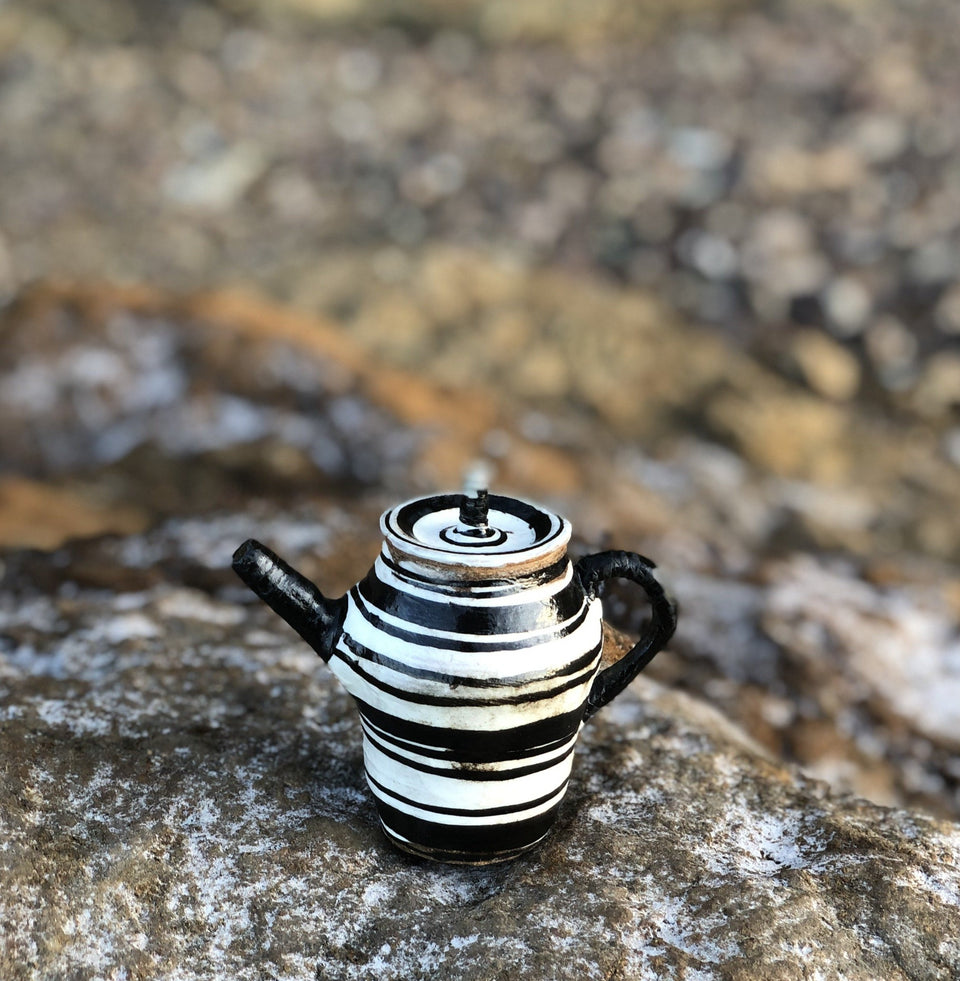 Black and White Stripe Teapot
