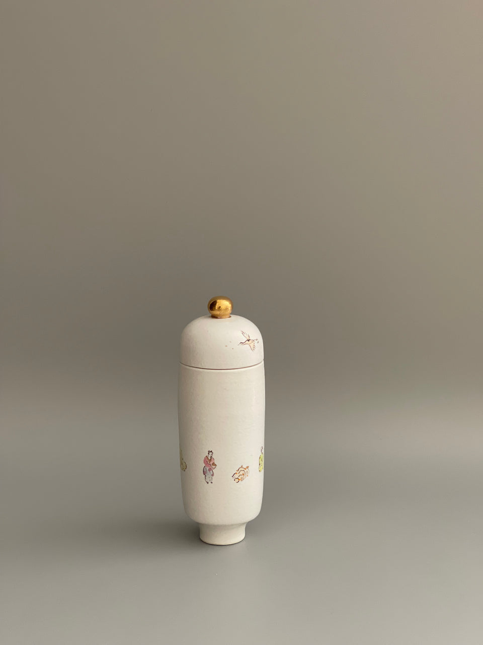 Mignonne Tea Container, Tea canister